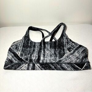 Lululemon Athletica Black White Sports Bra. SZ 10. Crisscross straps. Supportive